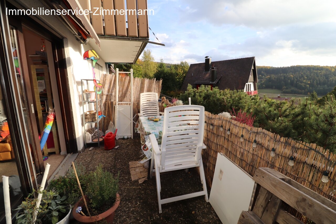 2-Zimmer-Wohnung mit Balkon in Höhenlage zu verkaufen