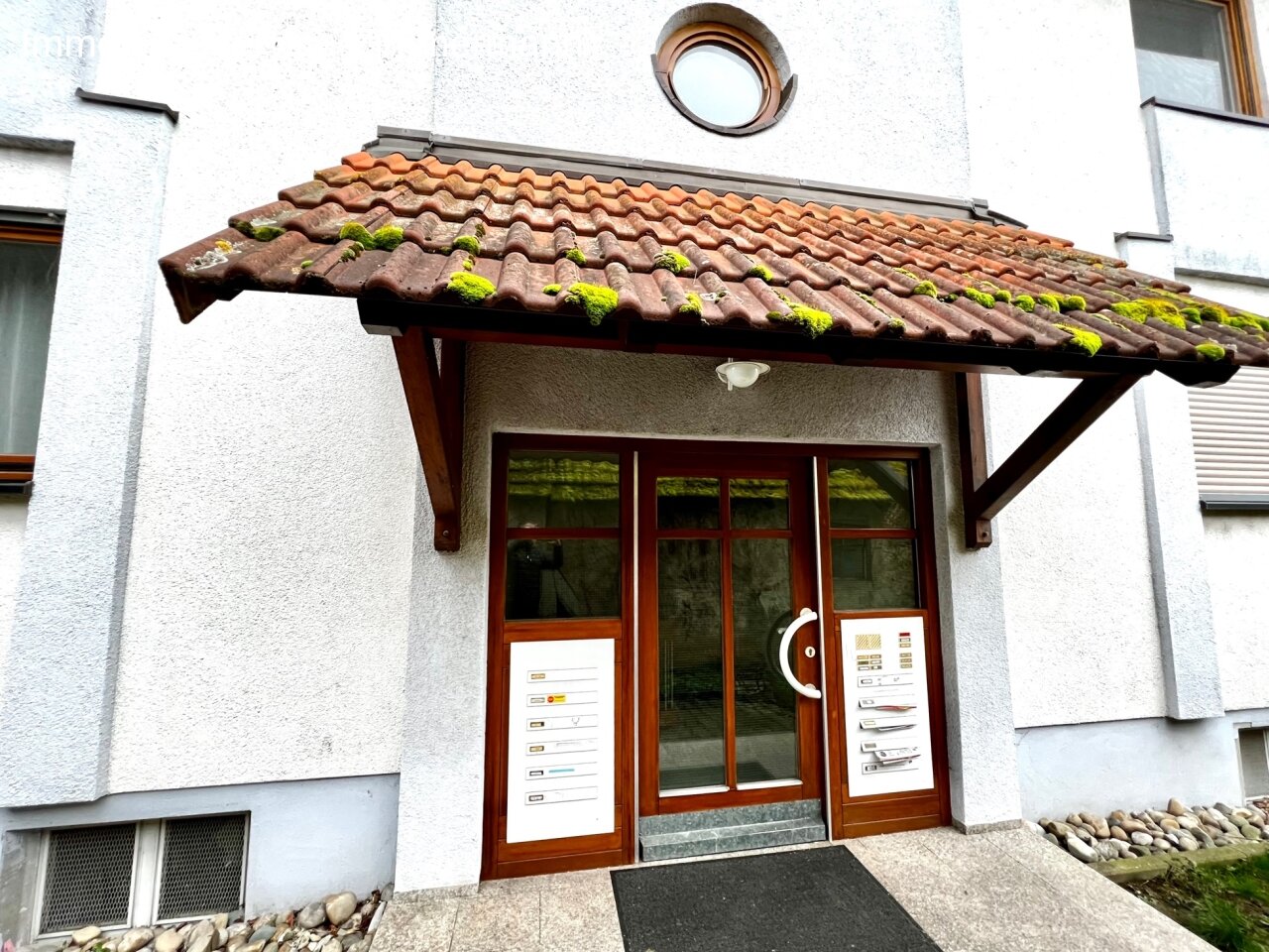 Schöne 2-Zimmer-Wohnung mit Balkon und Tiefgaragenstellplatz zu verkaufen