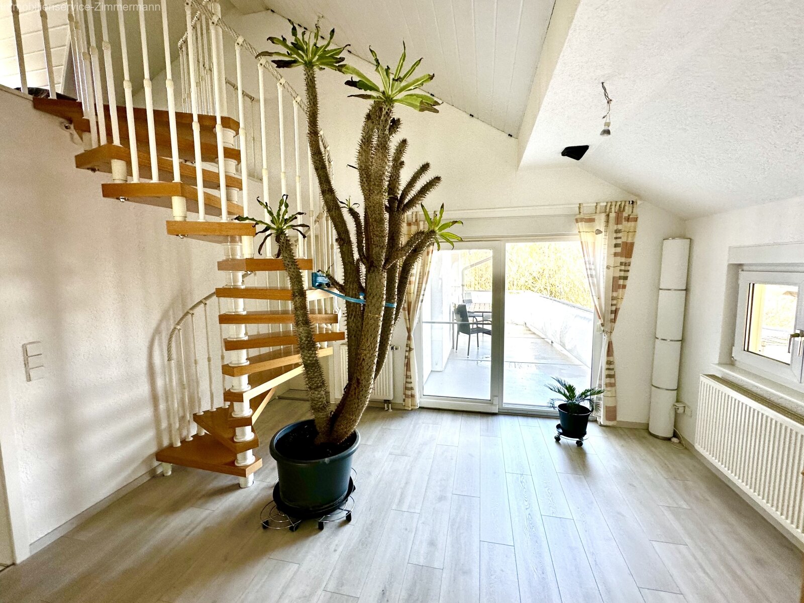 Einzigartiges Wohnen im Naturparadies: Freistehendes Haus zu verkaufen.