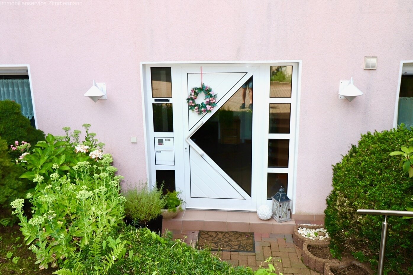 3-Zimmer-Wohnung mit Balkon in absolut ruhiger Lage zu verkaufen