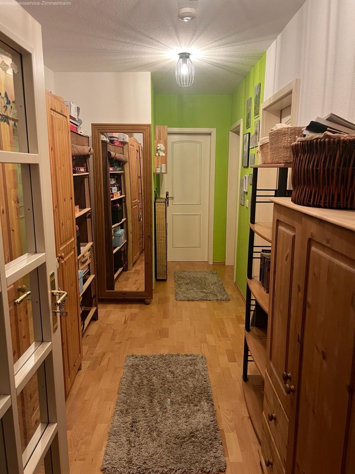 Kapitalanlage: 3-Zimmer-Wohnung mit 2 Terrassen in absolut ruhiger Lage zu verkaufen