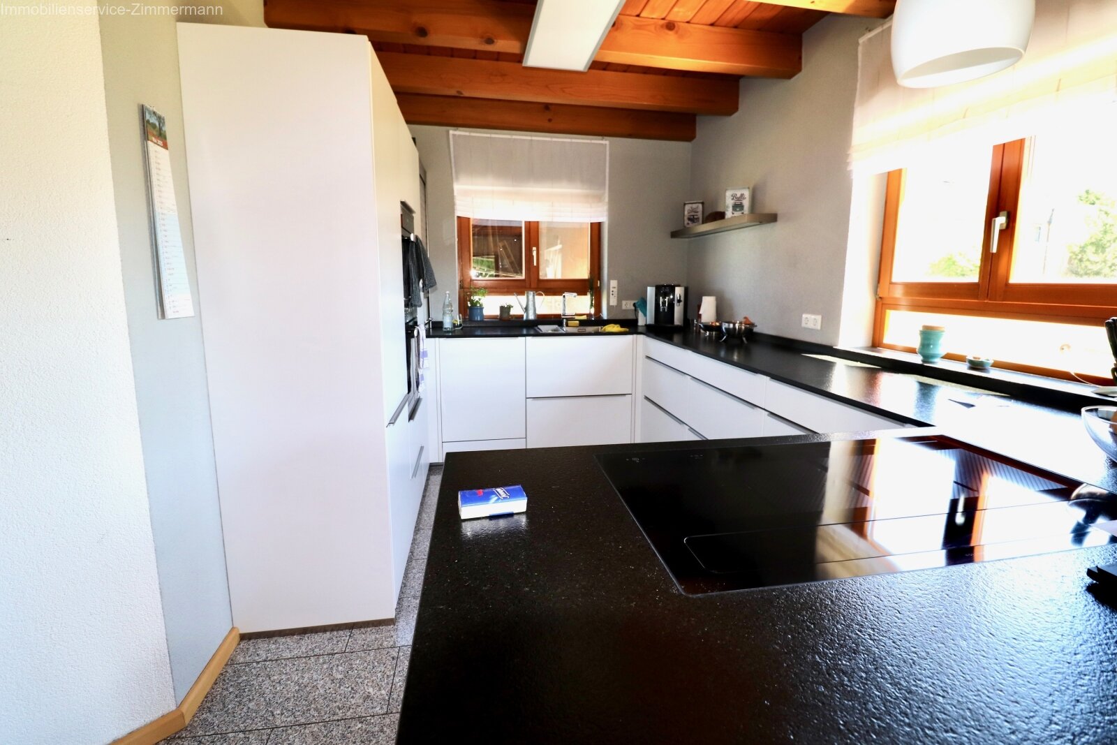 Einfamilienhaus mit großem Grundstück in ruhiger Lage zu verkaufen