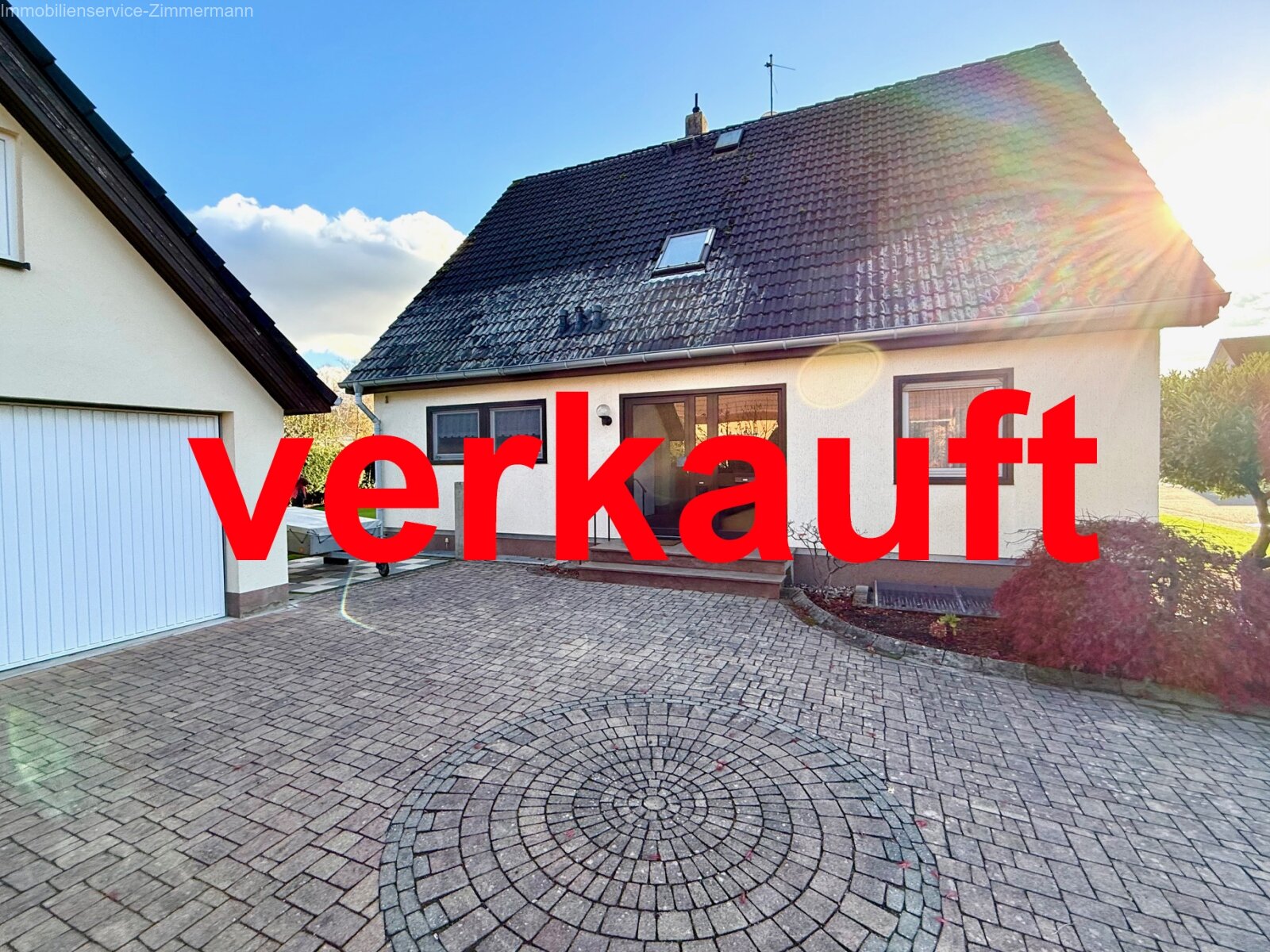 Einfamilienhaus mit traumhaftem Garten in absolut ruhiger Lage zu verkaufen