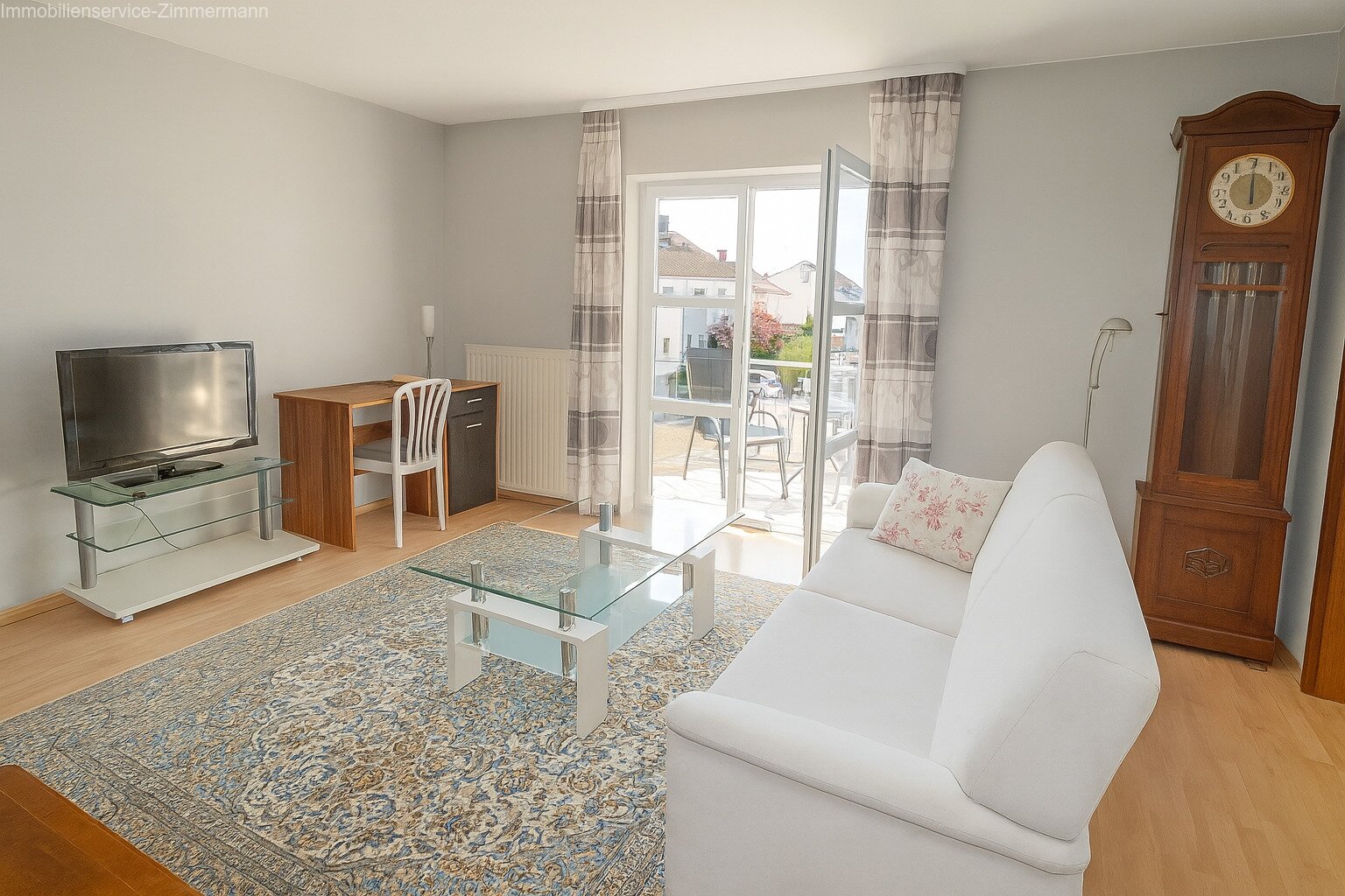 Helle 2-Zimmer-Wohnung mit Balkon zu verkaufen
