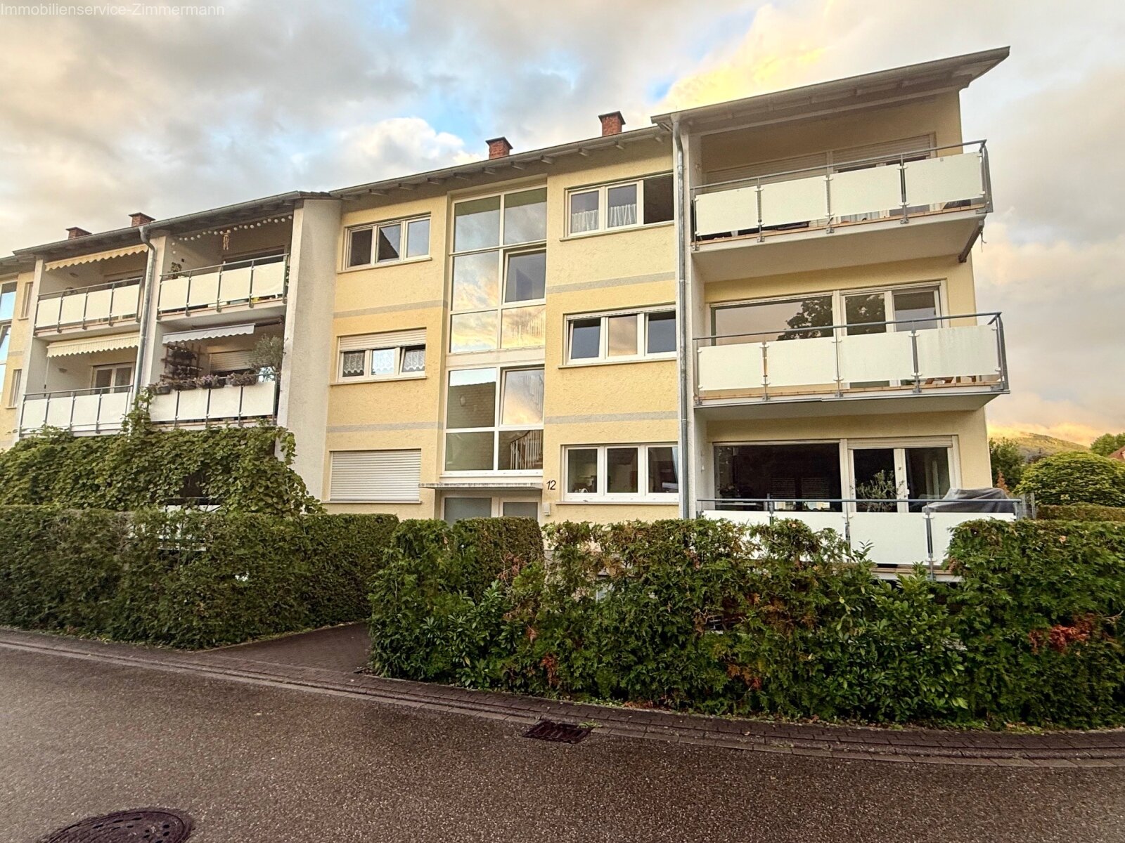 3-Zimmer-Wohnung mit Balkon mitten in Achern zu vermieten