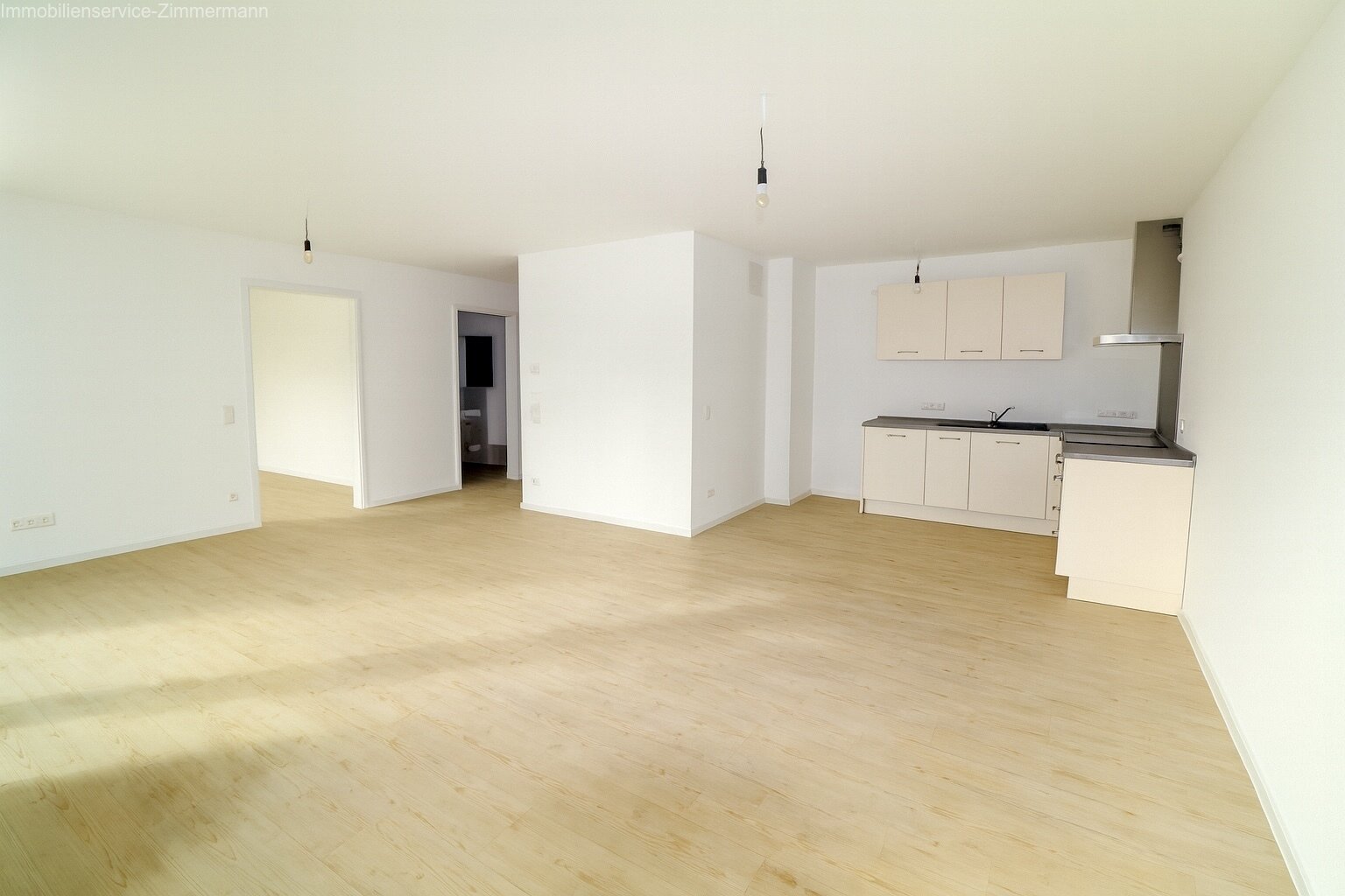 Neue moderne 2 Zimmer-Wohnung mit Balkon und TG Stellplatz zu verkaufen