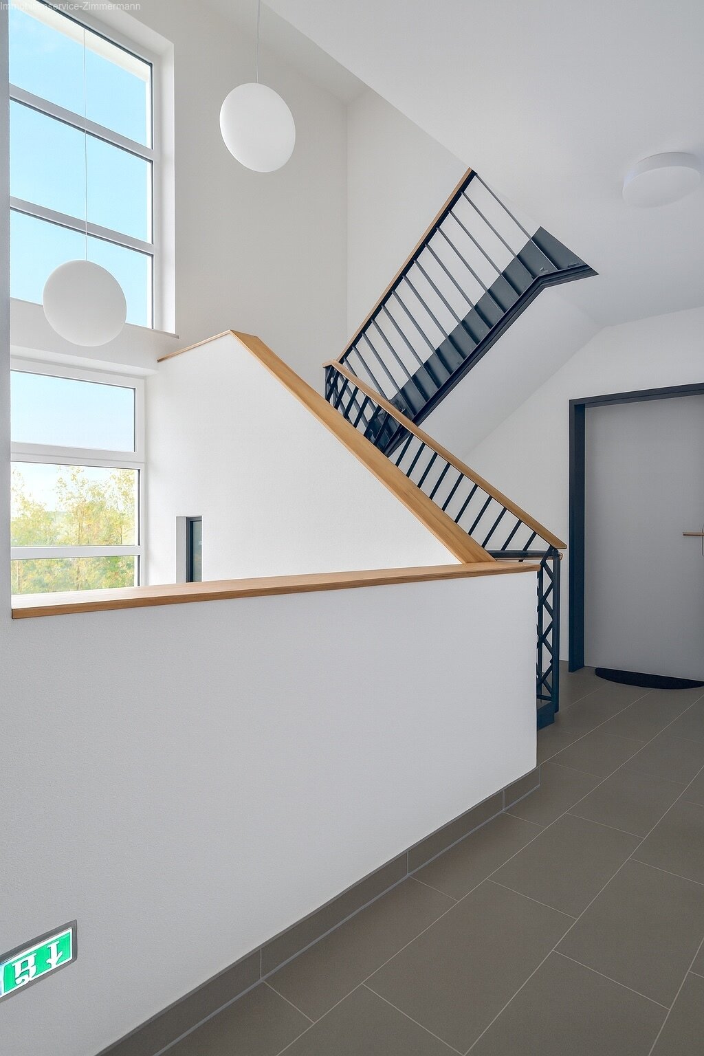 Neue moderne 2 Zimmer-Wohnung mit Balkon und TG Stellplatz zu verkaufen