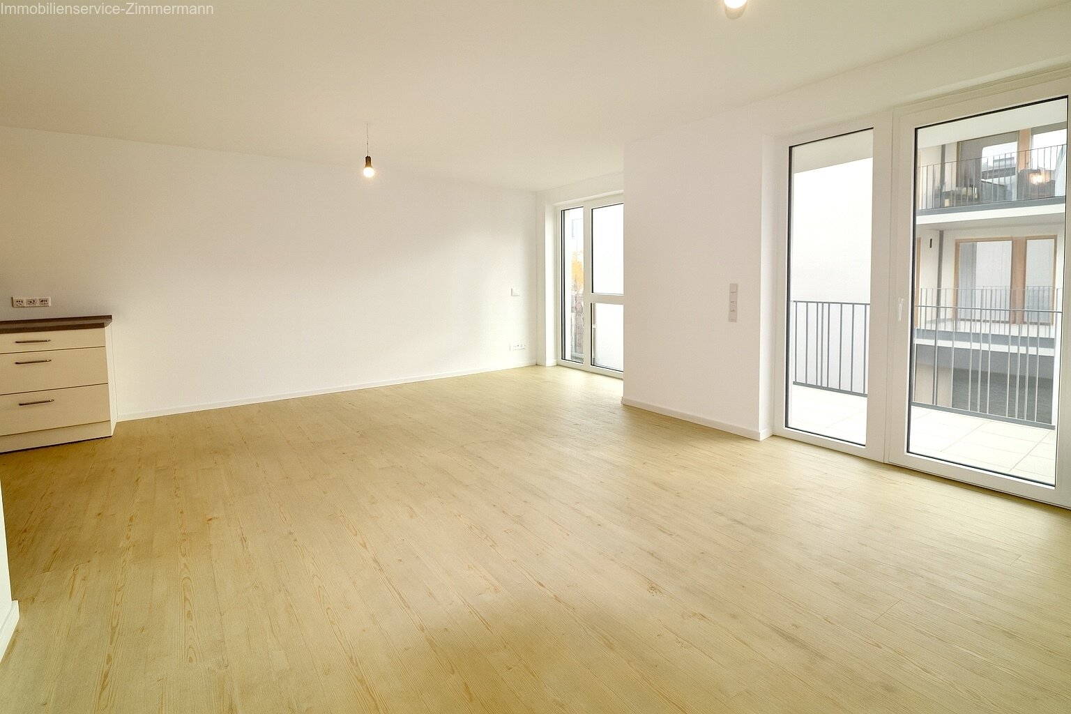 Neue moderne 2 Zimmer-Wohnung mit Balkon und TG Stellplatz zu verkaufen