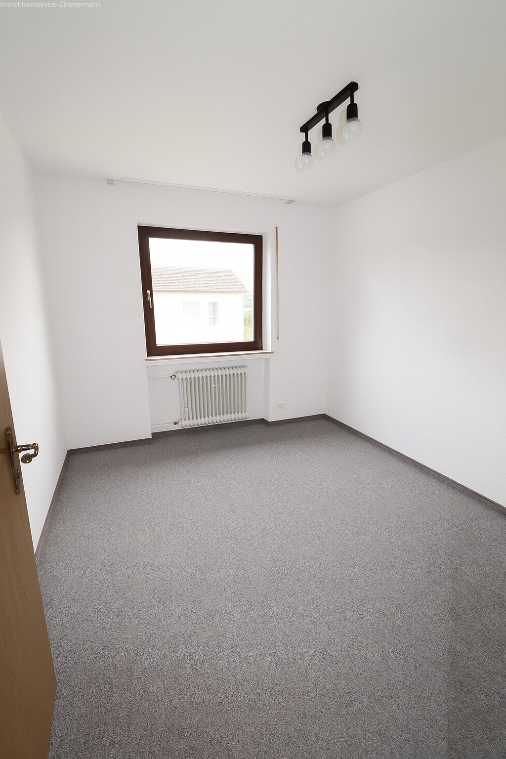 Mehrfamilien-Wohnhaus mit 5 Wohneinheiten zu verkaufen