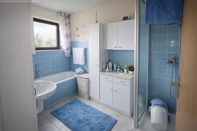 Freistehendes EFH in ruhiger Lage und Ausbau-Potential zu verkaufen. 