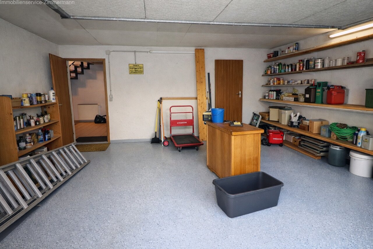 Einfamilienhaus mit Garage und schönem Garten in Kehl zu verkaufen