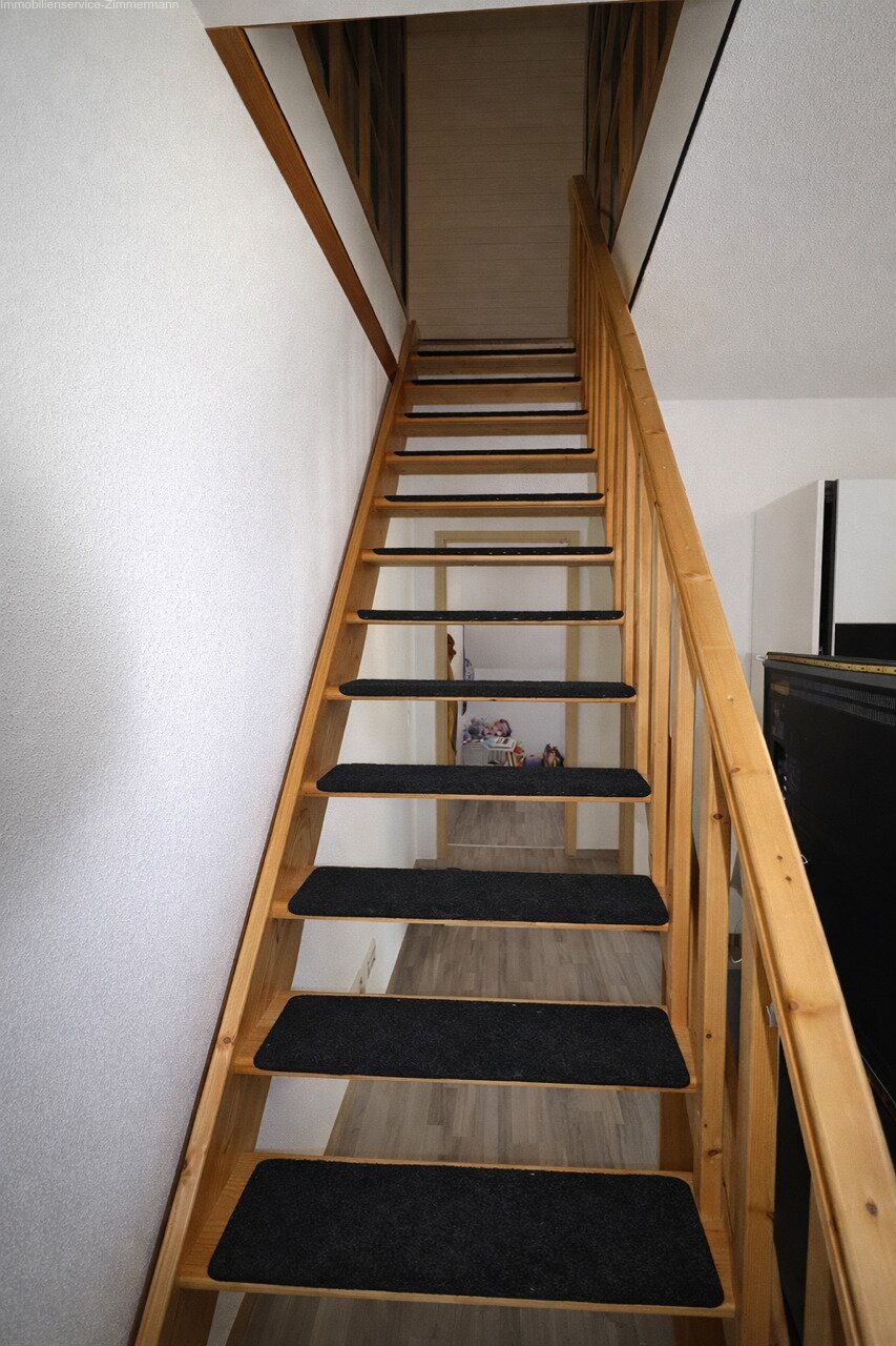 Neuwertiges Einfamilienhaus mit schönem Garten zu verkaufen