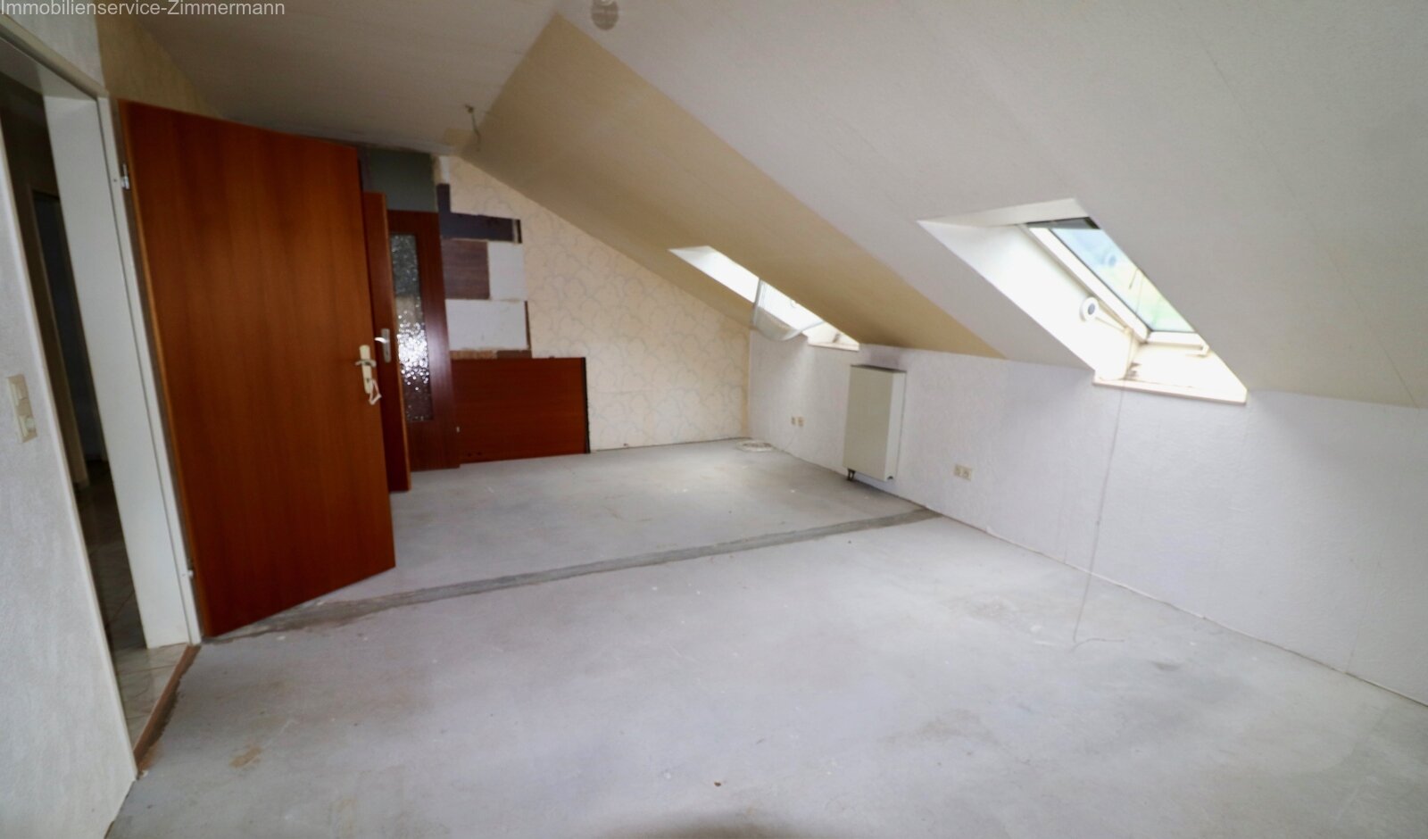 Sanierungsbedürftiges Wohnhaus mit großem Potential in herrlicher Waldrandlage von Seebach zu verkaufen.