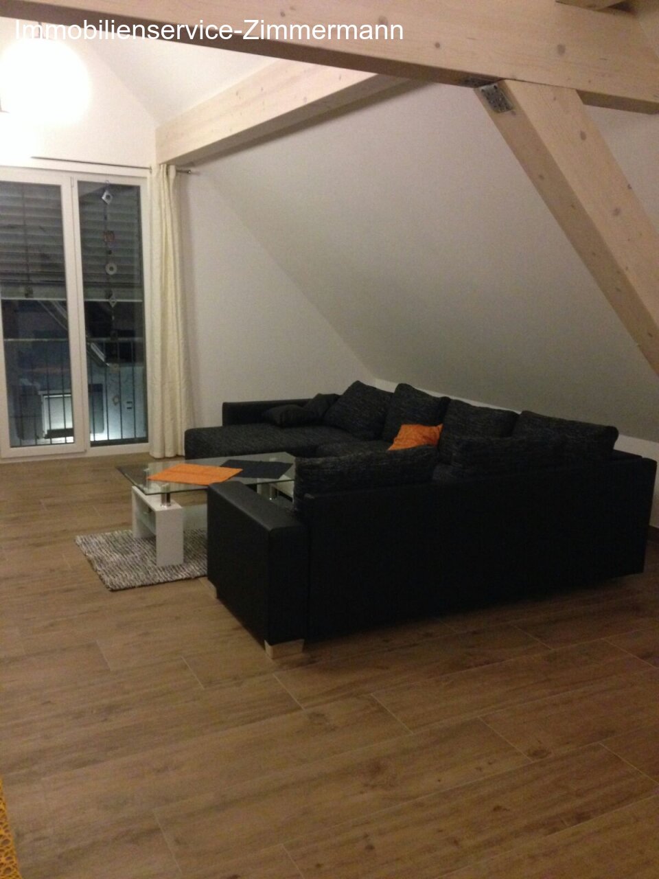 Moderne, möblierte Studio-Wohnung zu vermieten