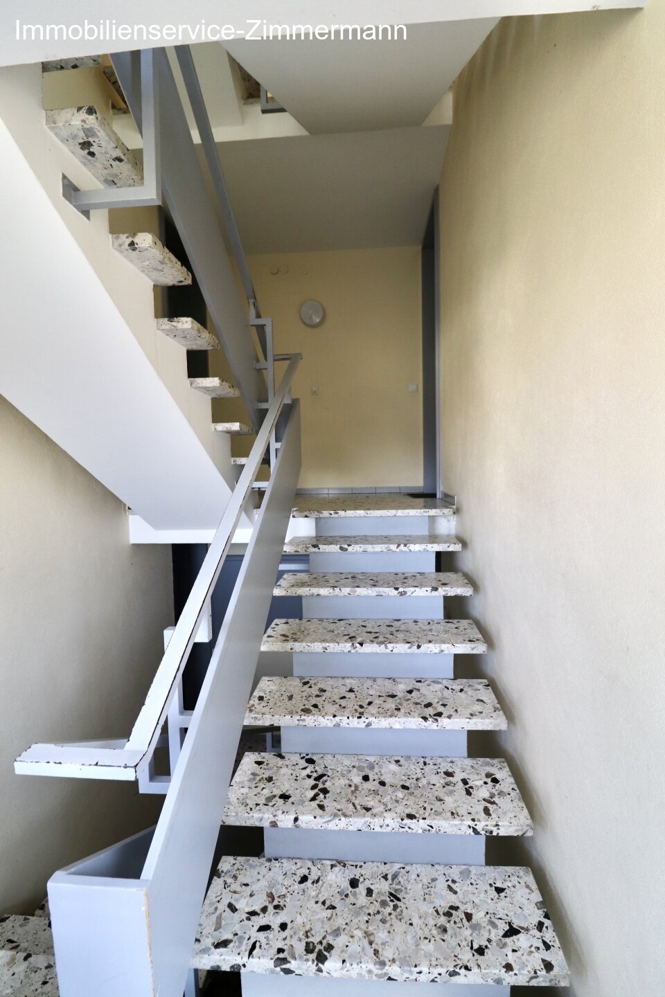 Gepflegte 4,5 Zimmer-Wohnung mit 2 Balkonen zu verkaufen