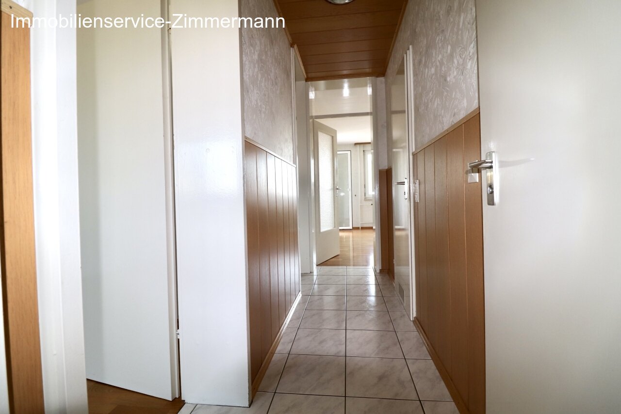 Gepflegte 4,5 Zimmer-Wohnung mit 2 Balkonen zu verkaufen