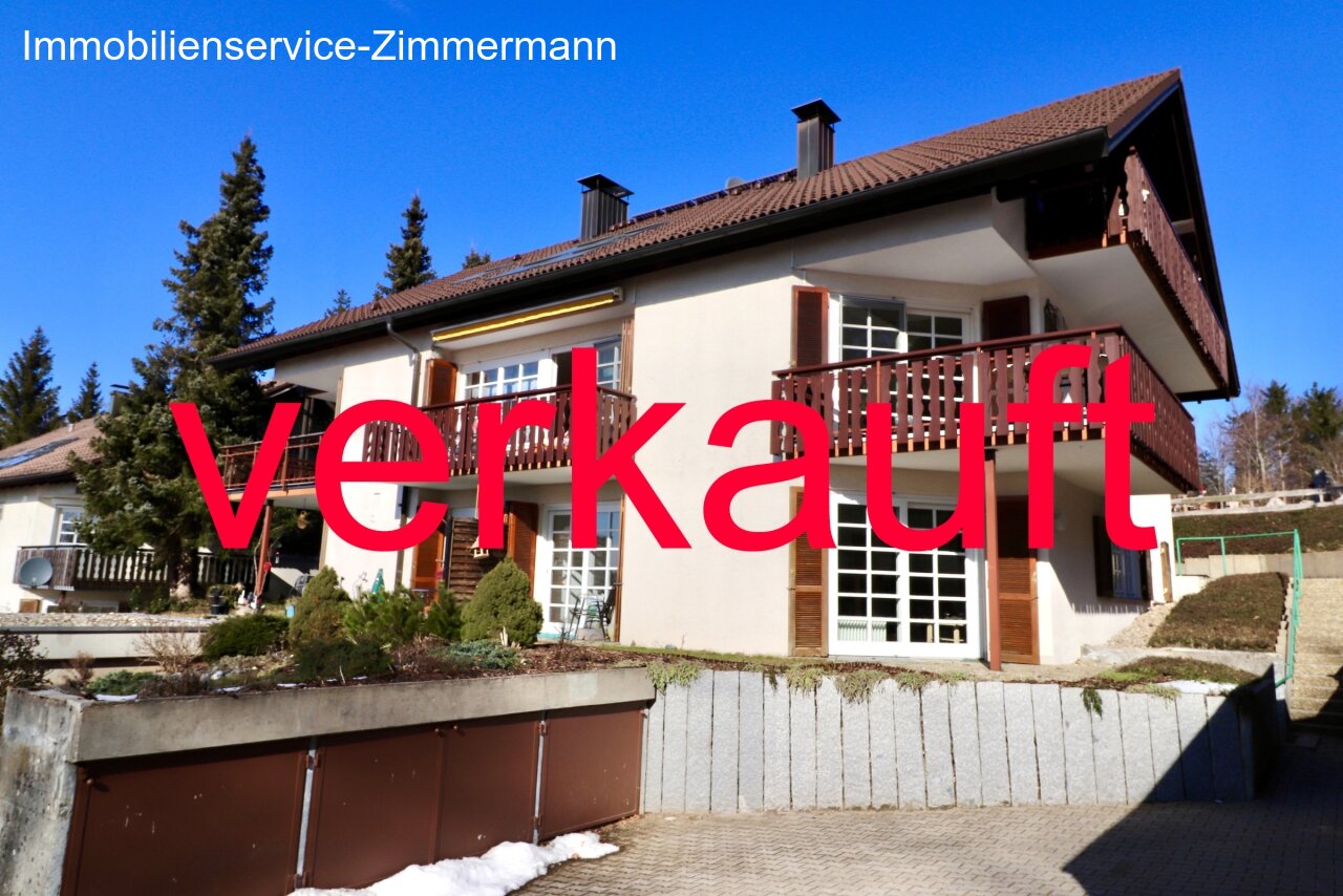 Natur pur genießen. Helle, gemütliche Dachgeschoßwohnung mit Balkon zu verkaufen