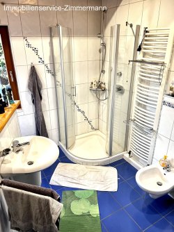 Badezimmer - EG Badezimmer - EG
