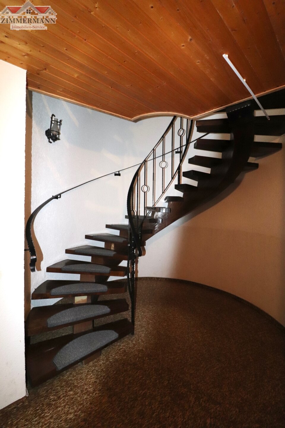 Treppe zum KG