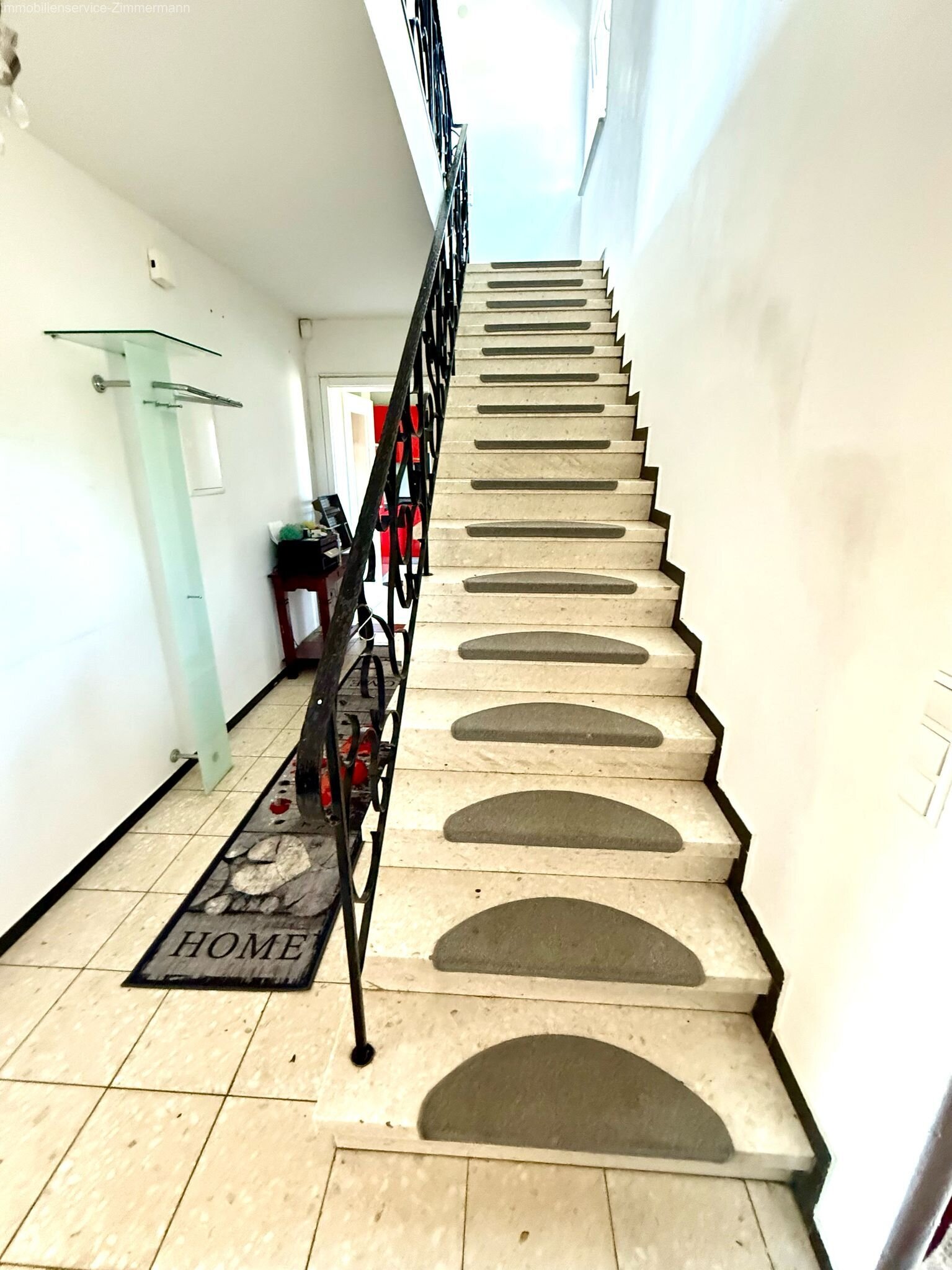 Treppe zum OG