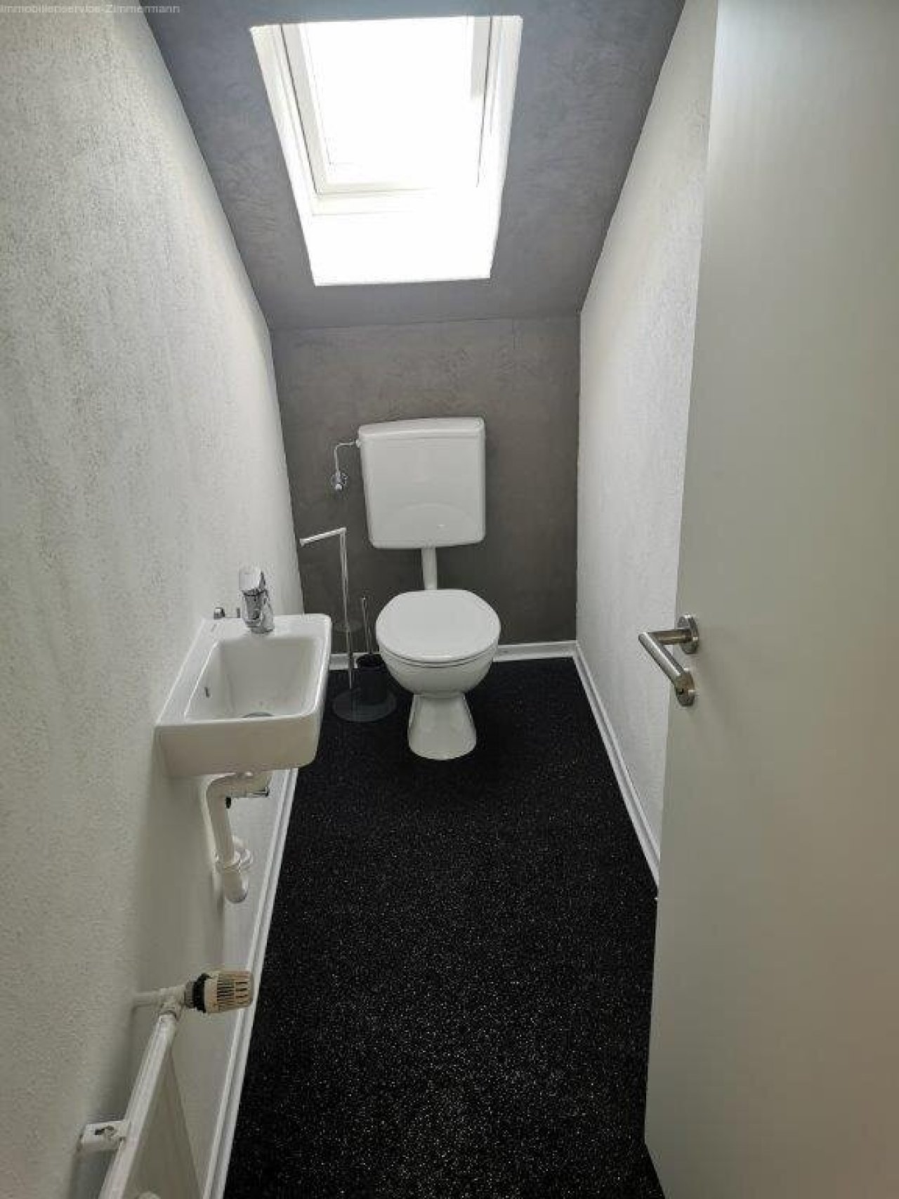 WC WC