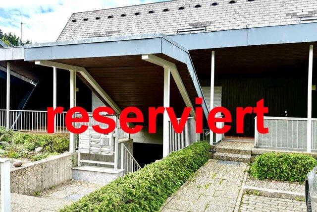 Sasbachwalden: Herrliche 2-Zimmer-Wohnung mit Loggia mit Süd-Ausrichtung zu verkaufen Sasbachwalden: Herrliche 2-Zimmer-Wohnung mit Loggia mit Süd-Ausrichtung zu verkaufen