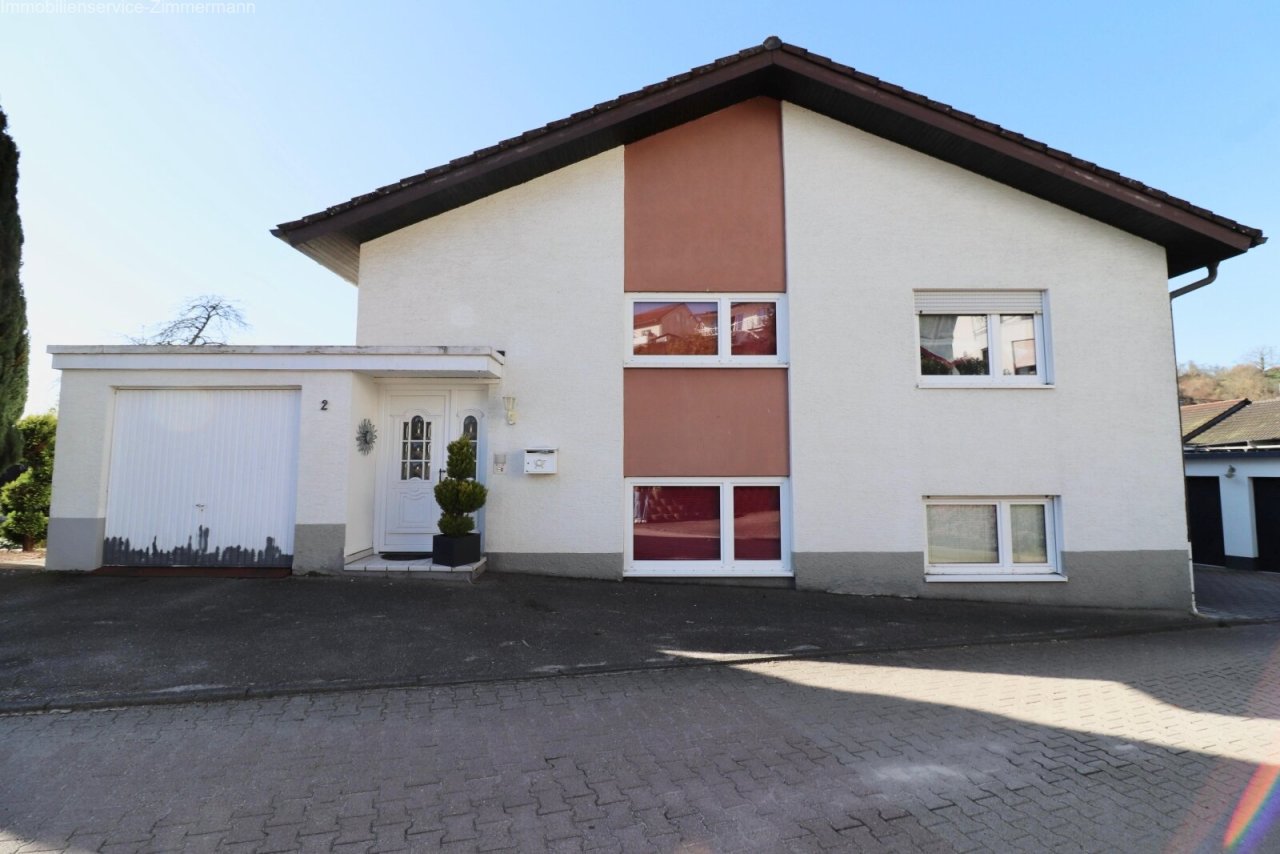 Vorderseite Hauseingang 