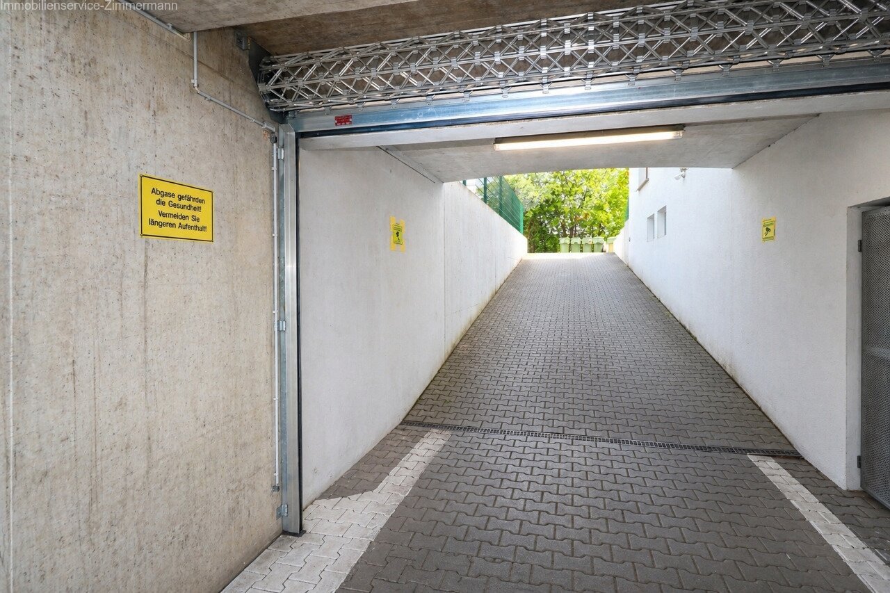 Einfahrt TG
